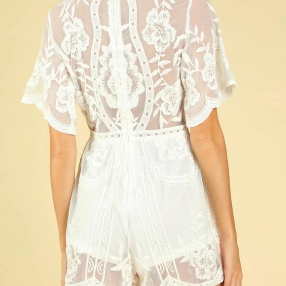 Bohemian Embroidered Lace Romper Size M - Picture 3 of 5